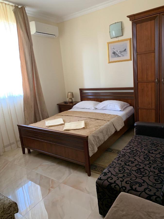 Guest House Aphyn Leto Гагра Экстерьер фото